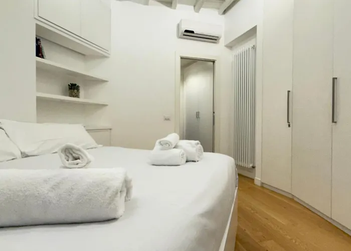 Suity I Cozy Leutari 23 *